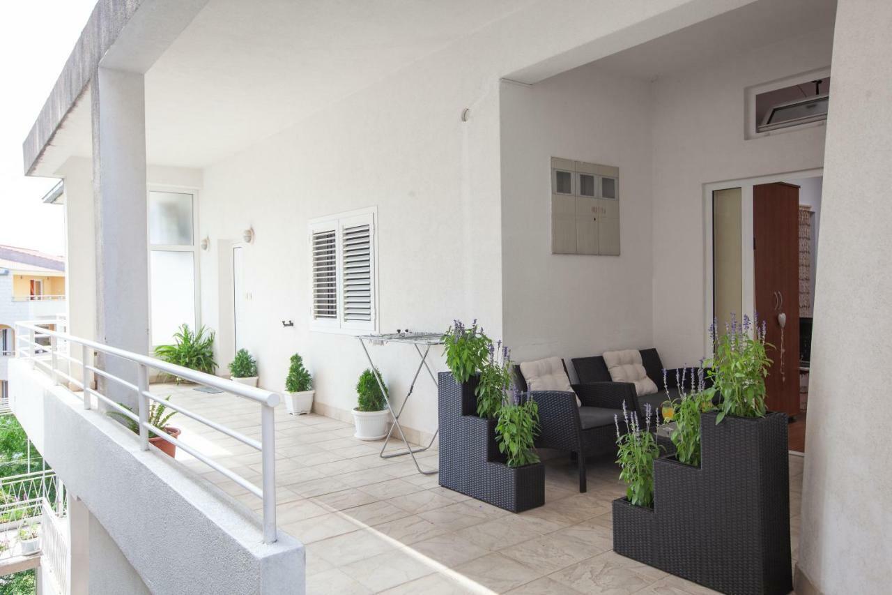 Apartments R Makarska Exterior photo