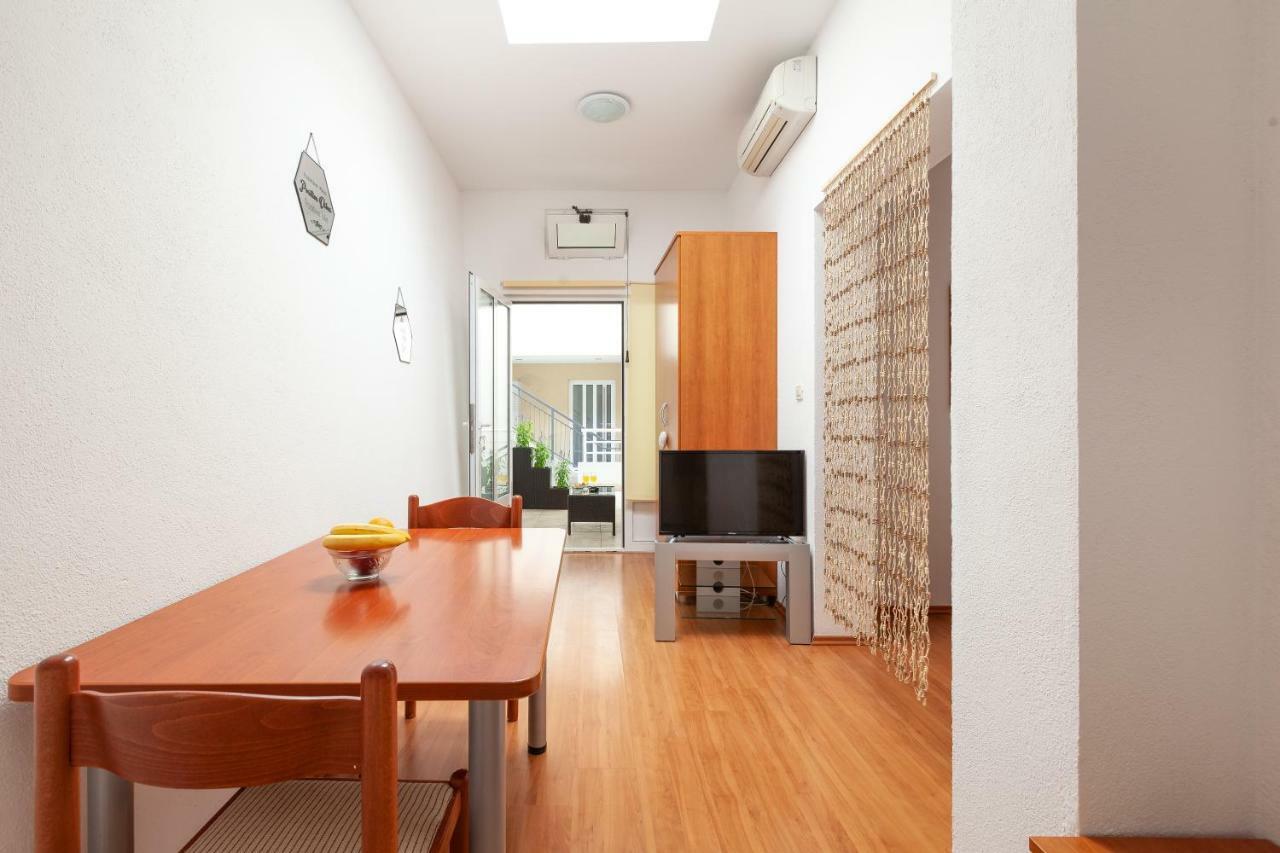 Apartments R Makarska Exterior photo